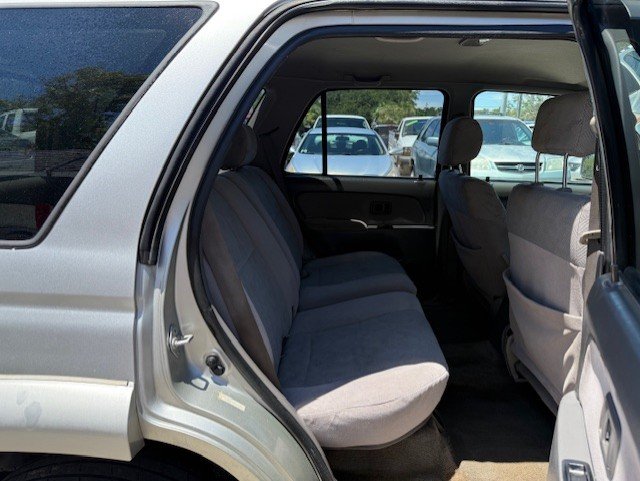 2001 Toyota 4Runner SR5 photo 13