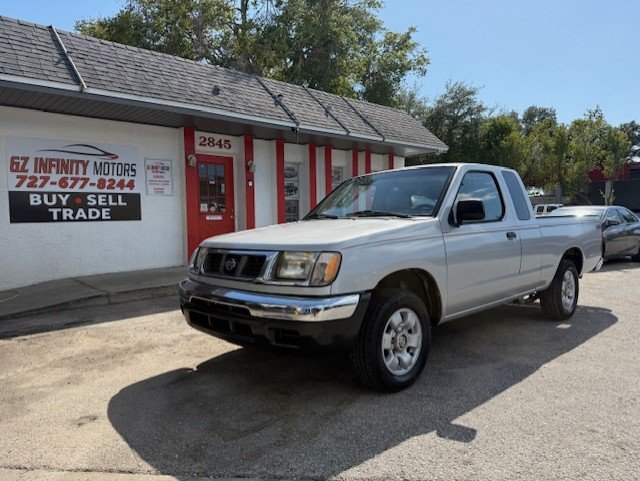 1999 Nissan Frontier XE