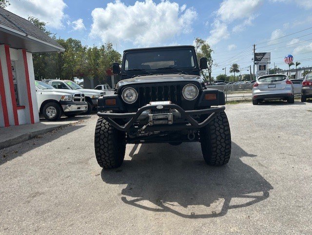 1997 Jeep Wrangler SE photo 3