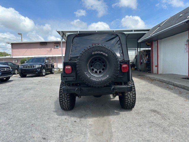 1997 Jeep Wrangler SE photo 2