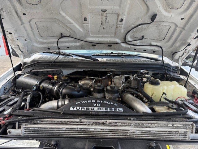 2008 Ford F-550 - Photo 7