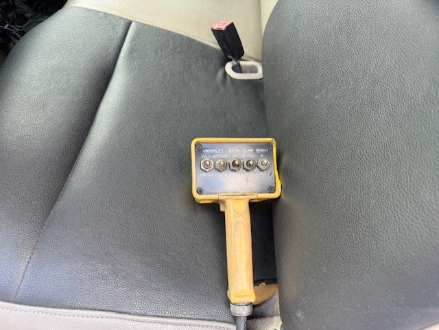 2008 Ford F-550 - Photo 8